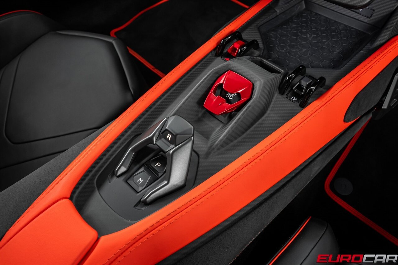 2025 Lamborghini Revuelto *$44,600 IN CARBON OPTIONS * SPECIAL PAINT * PPF* - Photo 43 - Costa Mesa, CA 92626