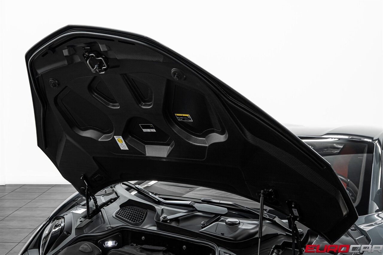 2025 Lamborghini Revuelto *$44,600 IN CARBON OPTIONS * SPECIAL PAINT * PPF* - Photo 11 - Costa Mesa, CA 92626
