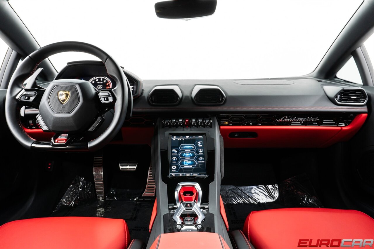 2021 Lamborghini Huracan EVO  *STYLE PACKAGE * BICOLOR INTERIOR * LIFESTYLE PACKAGE* - Photo 27 - Costa Mesa, CA 92626