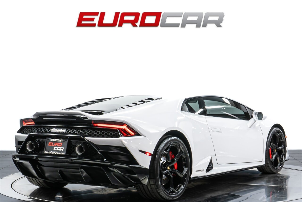 2021 Lamborghini Huracan EVO  *STYLE PACKAGE * BICOLOR INTERIOR * LIFESTYLE PACKAGE* - Photo 5 - Costa Mesa, CA 92626