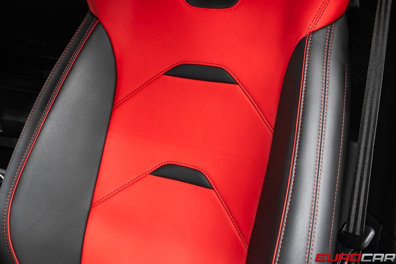 2021 Lamborghini Huracan EVO  *STYLE PACKAGE * BICOLOR INTERIOR * LIFESTYLE PACKAGE* - Photo 44 - Costa Mesa, CA 92626