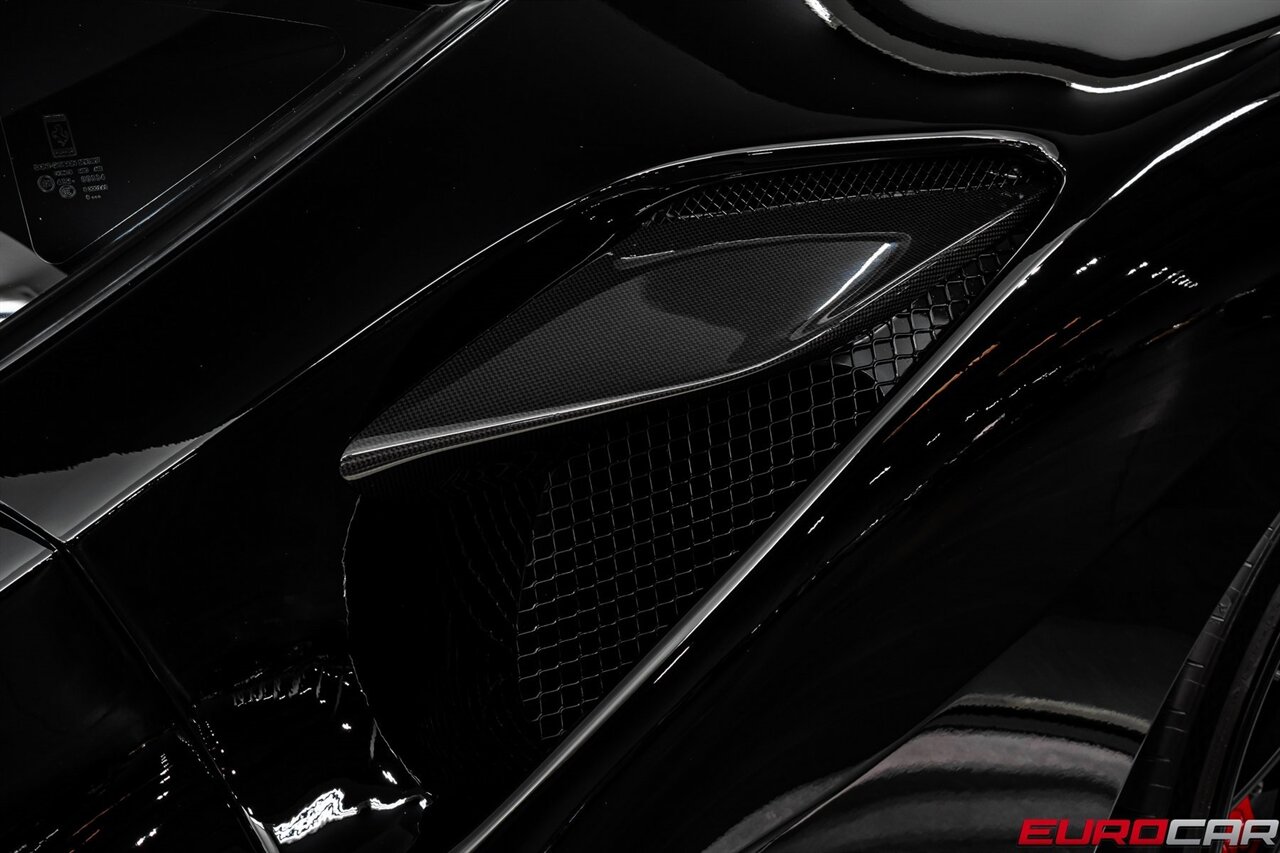 2021 Ferrari F8 Tributo *PASSENGER DISPLAY * SUSPENSION LIFTER * CUSTOM AL13 WHEELS * FRONT PPF* - Photo 15 - Costa Mesa, CA 92626