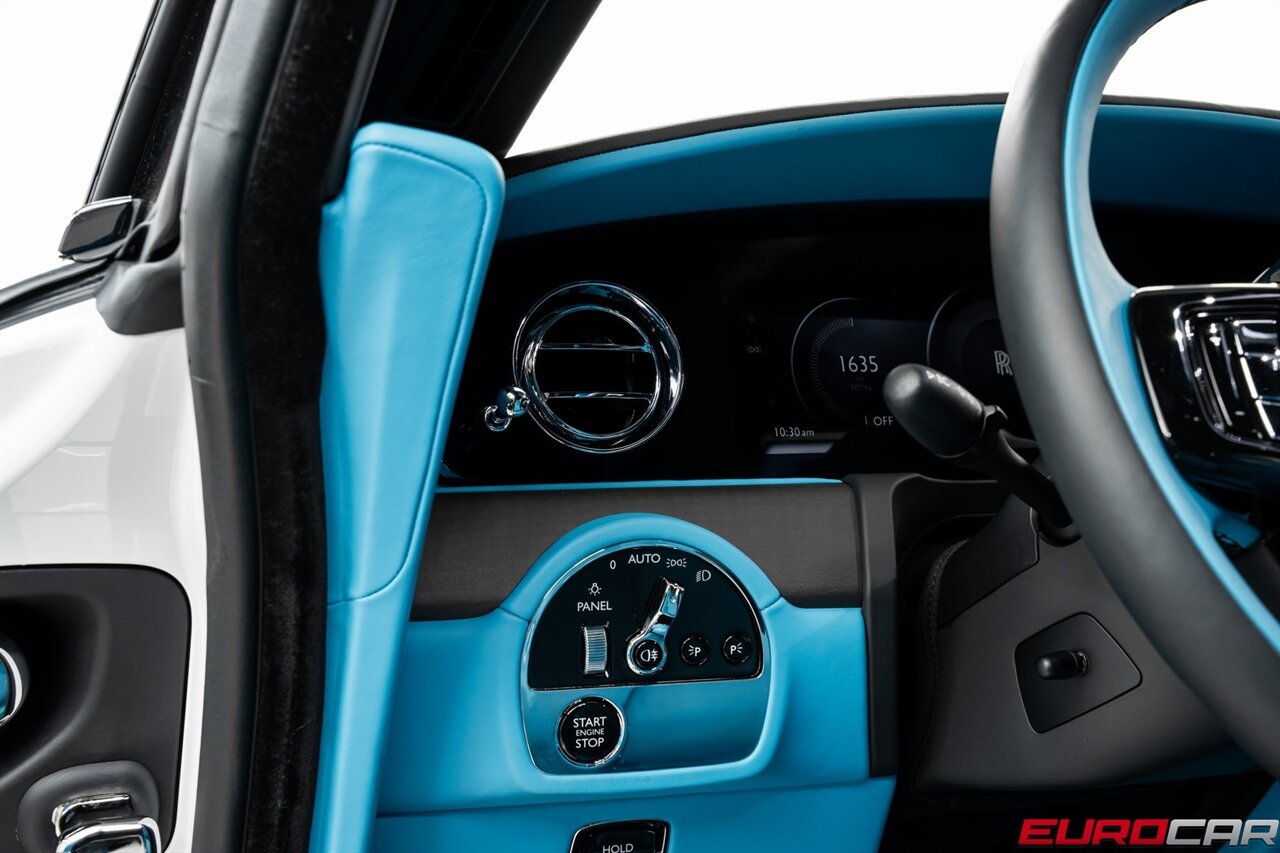 2024 Rolls-Royce Spectre *LAUNCH PACKAGE * STARLIGHT DOORS * BESPOKE INTERIOR* - Photo 21 - Costa Mesa, CA 92626