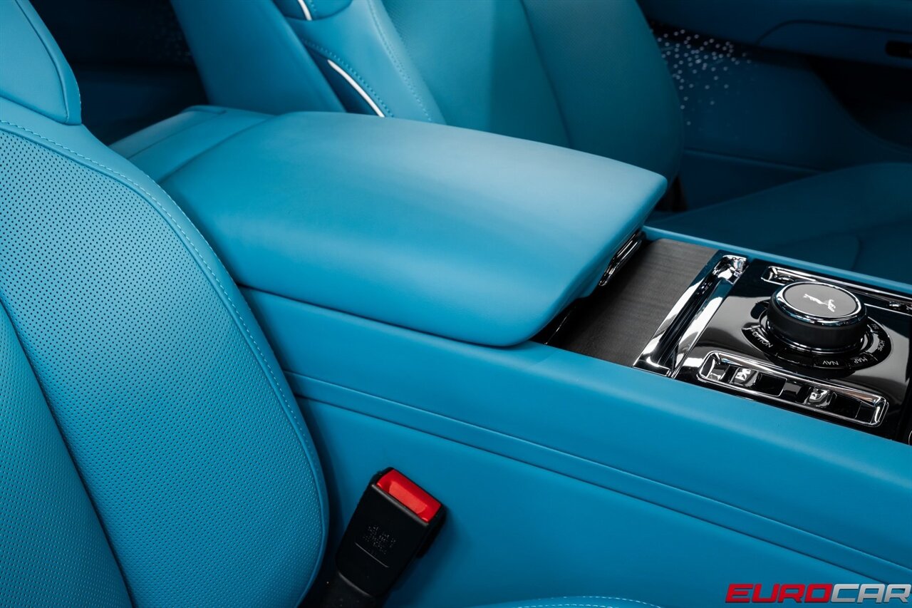 2024 Rolls-Royce Spectre *LAUNCH PACKAGE * STARLIGHT DOORS * BESPOKE INTERIOR* - Photo 29 - Costa Mesa, CA 92626