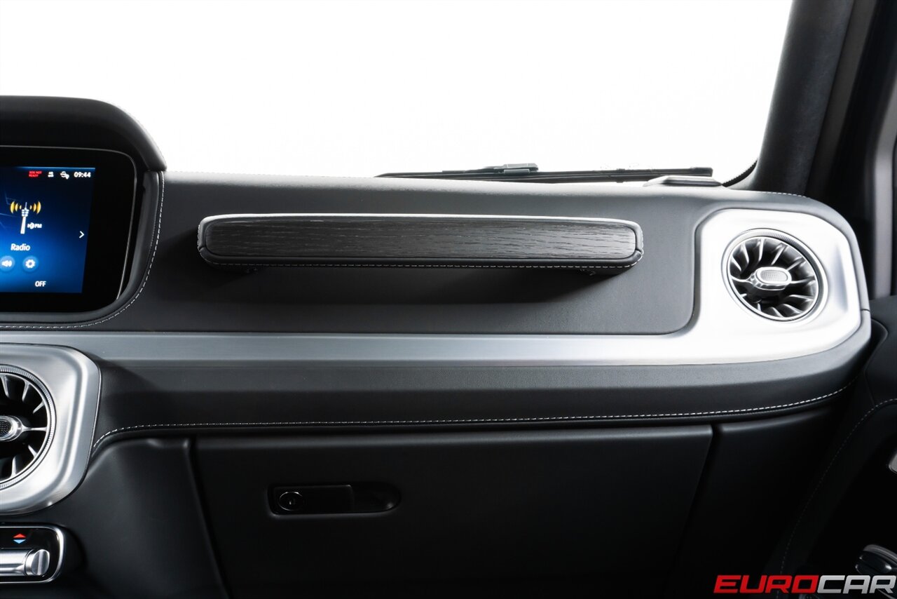 2025 Mercedes-Benz G 550 *EXCLUSIVE INTERIOR PACKAGE PLUS * AMG LINE* - Photo 33 - Costa Mesa, CA 92626