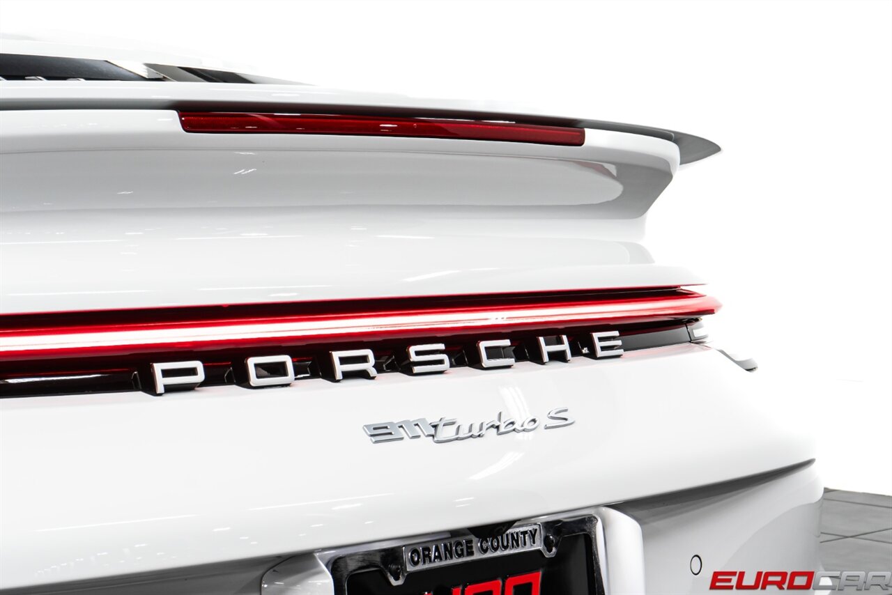 2024 Porsche 911 Turbo S *TWO-TONE EXCLUSIVE MANUFAKTUR INTERIOR * FRONT AXLE LIFT SYSTEM* - Photo 72 - Costa Mesa, CA 92626