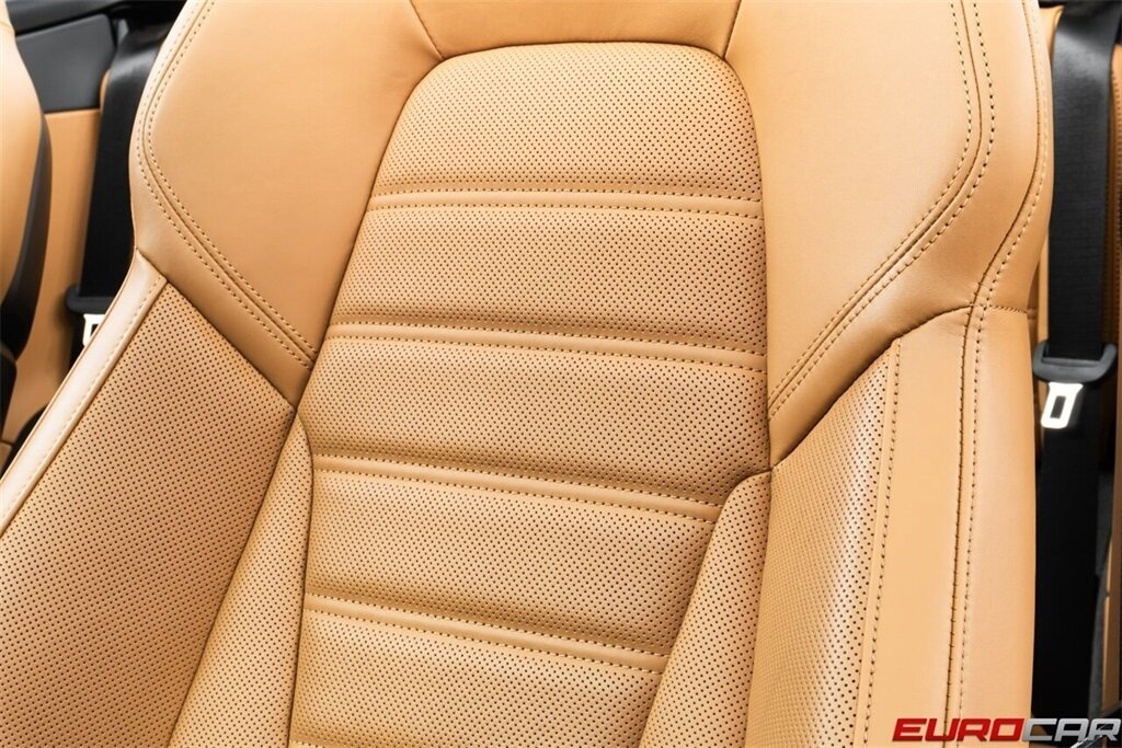 2024 Porsche 911 Turbo S *TWO-TONE EXCLUSIVE MANUFAKTUR INTERIOR * FRONT AXLE LIFT SYSTEM* - Photo 46 - Costa Mesa, CA 92626