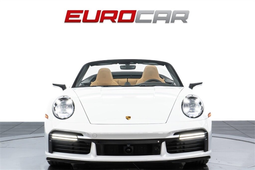 2024 Porsche 911 Turbo S *TWO-TONE EXCLUSIVE MANUFAKTUR INTERIOR * FRONT AXLE LIFT SYSTEM* - Photo 10 - Costa Mesa, CA 92626