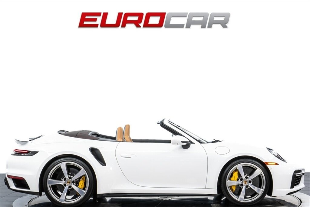 2024 Porsche 911 Turbo S *TWO-TONE EXCLUSIVE MANUFAKTUR INTERIOR * FRONT AXLE LIFT SYSTEM* - Photo 7 - Costa Mesa, CA 92626