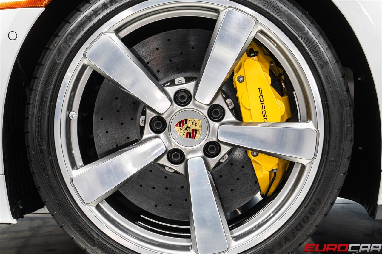 2024 Porsche 911 Turbo S *TWO-TONE EXCLUSIVE MANUFAKTUR INTERIOR * FRONT AXLE LIFT SYSTEM* - Photo 74 - Costa Mesa, CA 92626