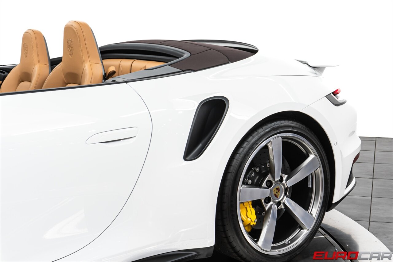 2024 Porsche 911 Turbo S *TWO-TONE EXCLUSIVE MANUFAKTUR INTERIOR * FRONT AXLE LIFT SYSTEM* - Photo 67 - Costa Mesa, CA 92626