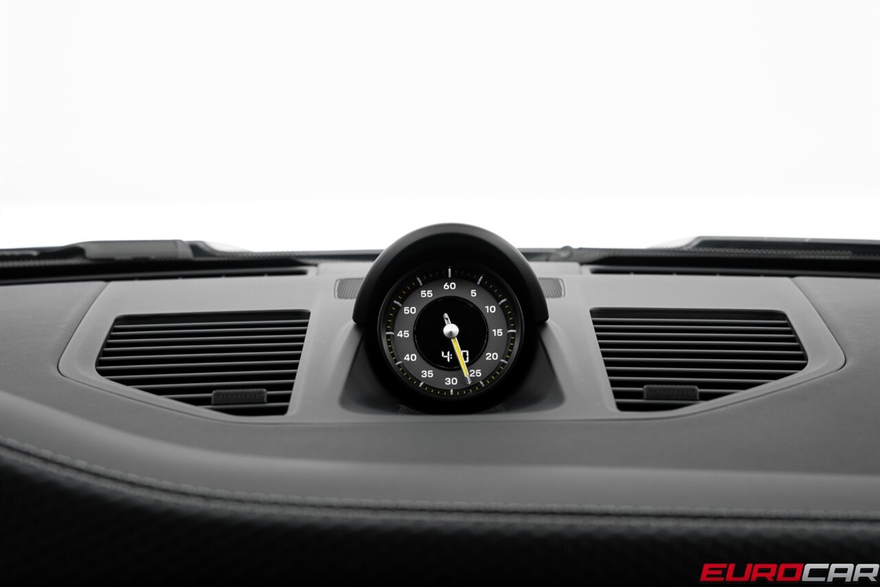 2025 Porsche 911 GT3 Touring *LIGHTWEIGHT PACKAGE * FRONT LIFT * MAGNESIUM WHEELS* - Photo 36 - Costa Mesa, CA 92626
