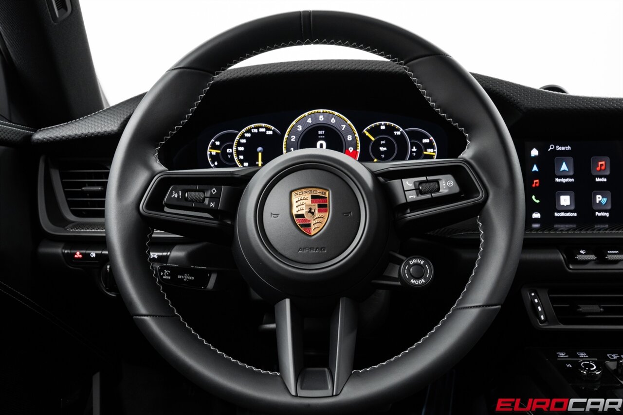 2025 Porsche 911 GT3 Touring *LIGHTWEIGHT PACKAGE * FRONT LIFT * MAGNESIUM WHEELS* - Photo 33 - Costa Mesa, CA 92626