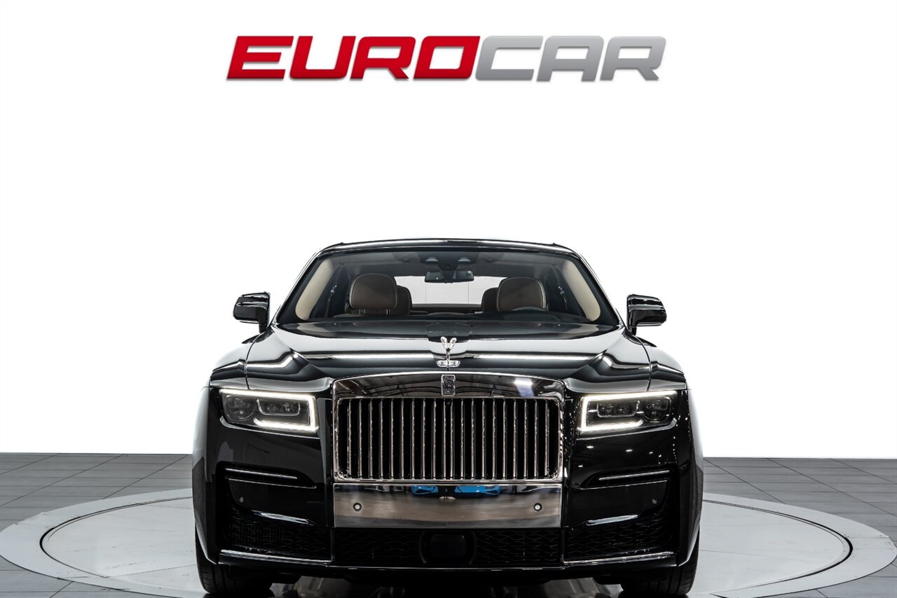 2022 Rolls-Royce Ghost EWB  *RARE LONG WHEEL BASE * REAR THEATER * STARLIGHT HEADLINER * FRONT PPF* - Photo 10 - Costa Mesa, CA 92626