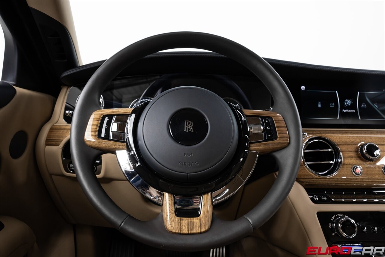 2022 Rolls-Royce Ghost EWB  *RARE LONG WHEEL BASE * REAR THEATER * STARLIGHT HEADLINER * FRONT PPF* - Photo 27 - Costa Mesa, CA 92626