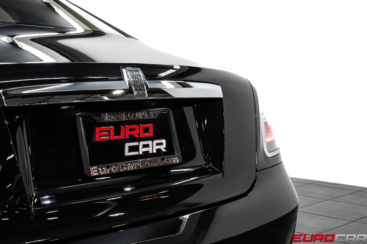 2022 Rolls-Royce Ghost EWB  *RARE LONG WHEEL BASE * REAR THEATER * STARLIGHT HEADLINER * FRONT PPF* - Photo 19 - Costa Mesa, CA 92626