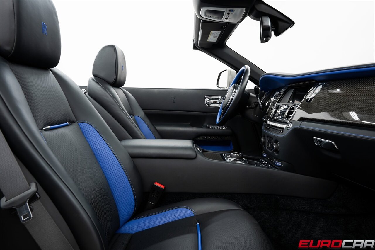 2021 Rolls-Royce Dawn BLACK BADGE *SIGNATURE PACKAGE * BESPOKE INTERIOR * HUGE $502,125 MSRP* - Photo 32 - Costa Mesa, CA 92626