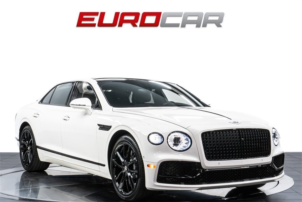 2024 Bentley Flying Spur Edition 8  *BLACKLINE SPEC * ROTATING DISPLAY * FRONT PPF* - Photo 7 - Costa Mesa, CA 92626