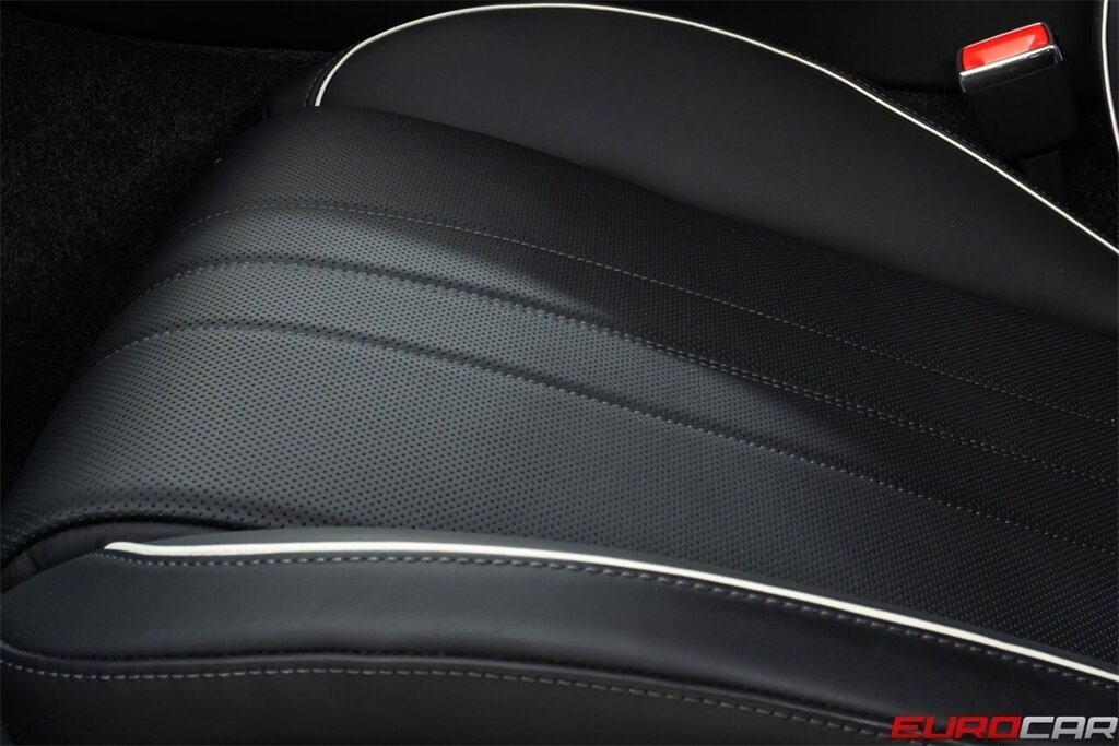 2024 Bentley Flying Spur Edition 8  *BLACKLINE SPEC * ROTATING DISPLAY * FRONT PPF* - Photo 43 - Costa Mesa, CA 92626