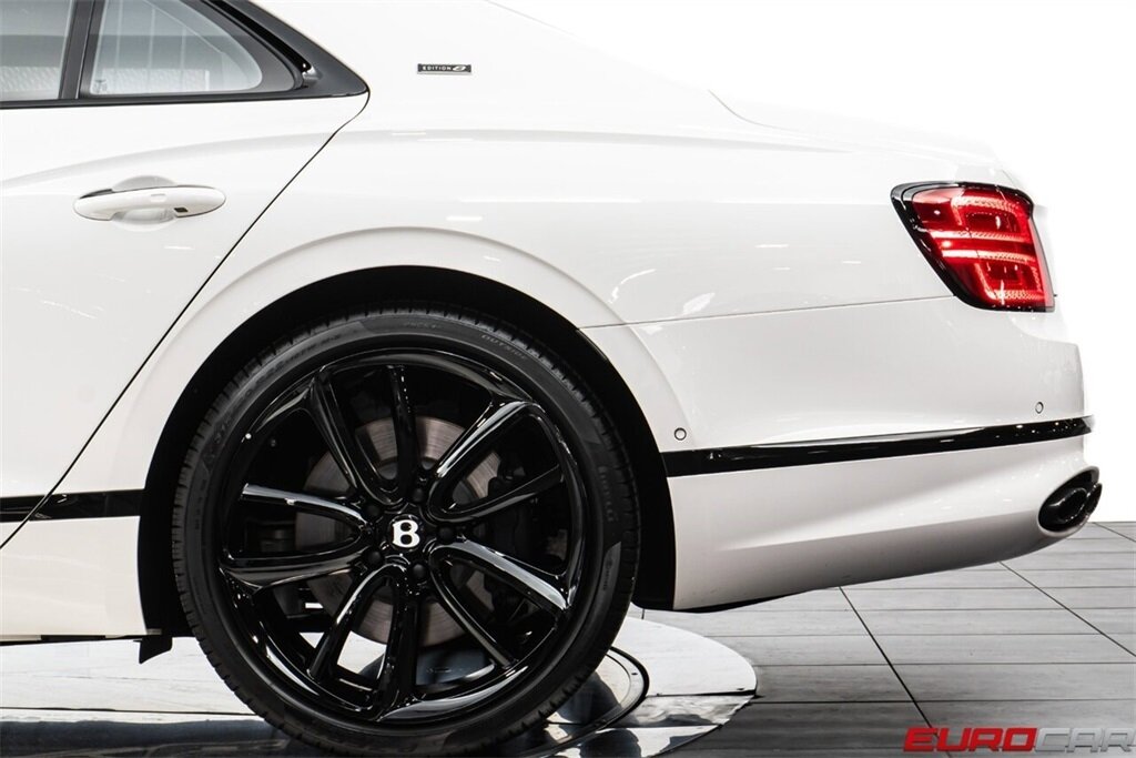 2024 Bentley Flying Spur Edition 8  *BLACKLINE SPEC * ROTATING DISPLAY * FRONT PPF* - Photo 15 - Costa Mesa, CA 92626