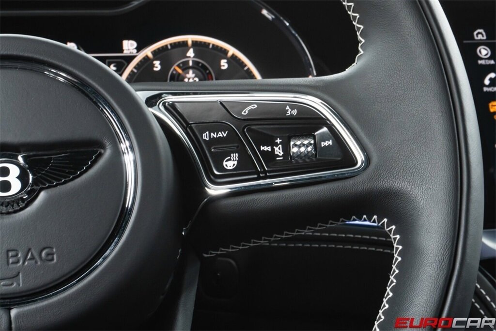 2024 Bentley Flying Spur Edition 8  *BLACKLINE SPEC * ROTATING DISPLAY * FRONT PPF* - Photo 30 - Costa Mesa, CA 92626
