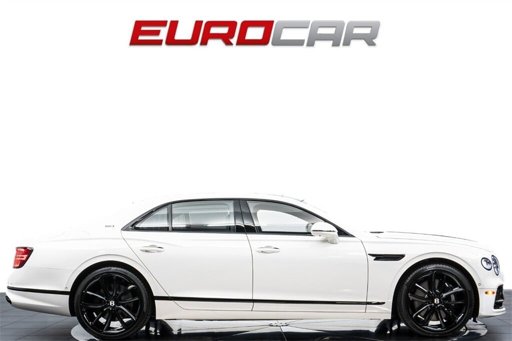 2024 Bentley Flying Spur Edition 8  *BLACKLINE SPEC * ROTATING DISPLAY * FRONT PPF* - Photo 6 - Costa Mesa, CA 92626