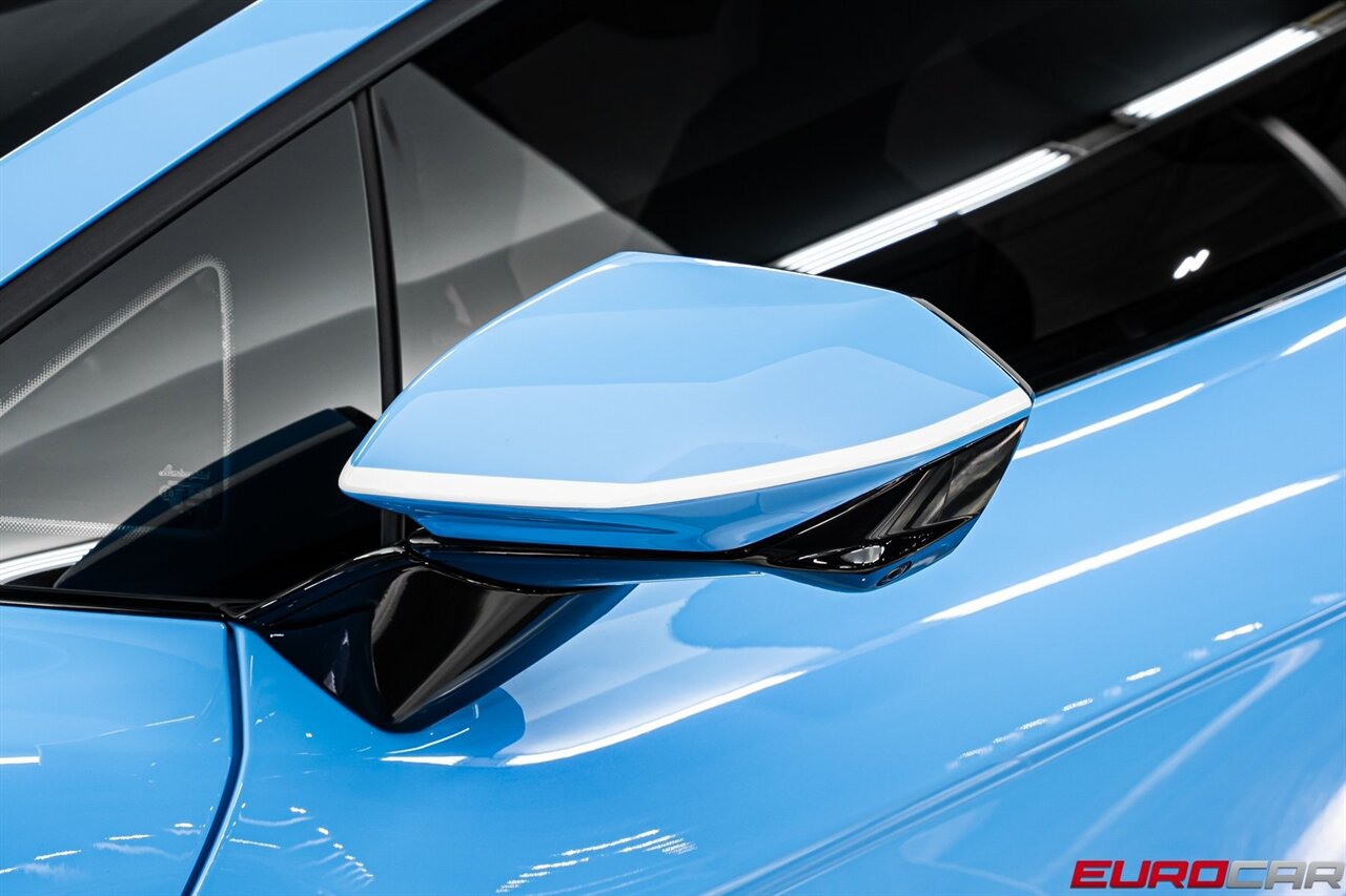 2025 Lamborghini Revuelto *HIGH GLOSS STYLE PACKAGE * PASSENGER DISPLAY*   - Photo 16 - Costa Mesa, CA 92626