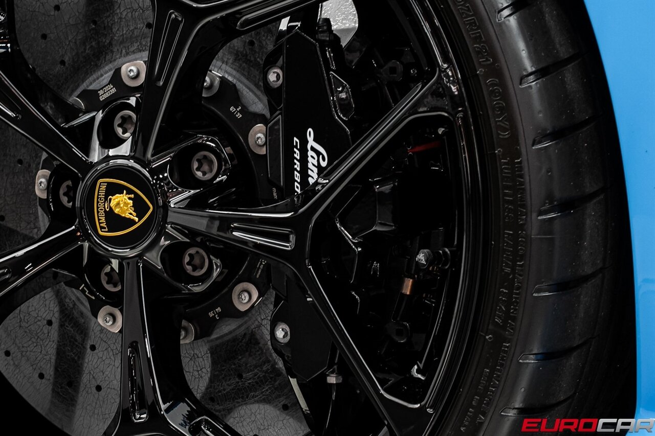 2025 Lamborghini Revuelto *HIGH GLOSS STYLE PACKAGE * PASSENGER DISPLAY*   - Photo 27 - Costa Mesa, CA 92626