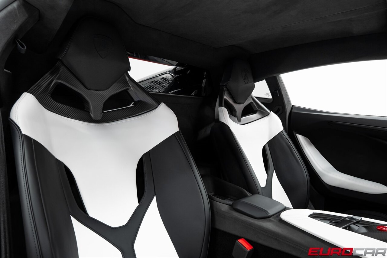 2025 Lamborghini Revuelto *HIGH GLOSS STYLE PACKAGE * PASSENGER DISPLAY*   - Photo 42 - Costa Mesa, CA 92626