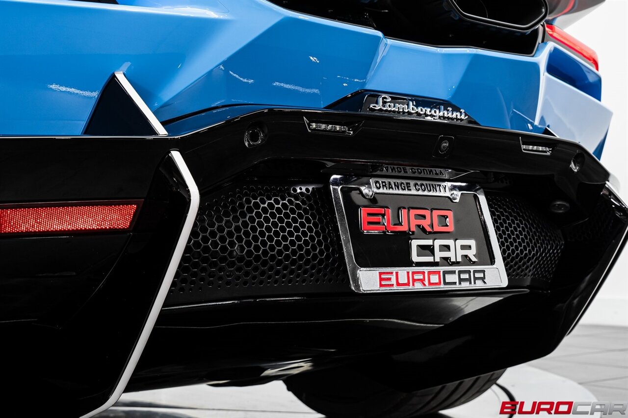 2025 Lamborghini Revuelto *HIGH GLOSS STYLE PACKAGE * PASSENGER DISPLAY*   - Photo 25 - Costa Mesa, CA 92626