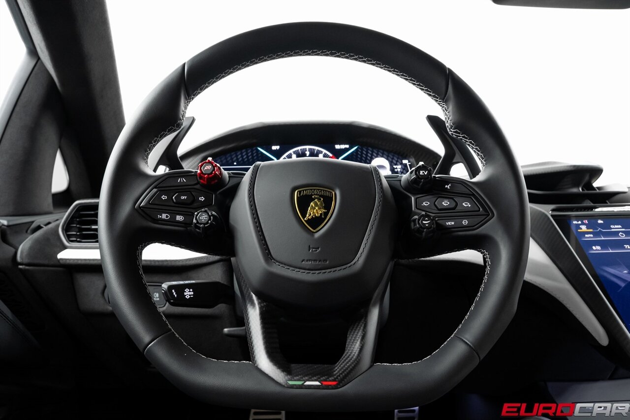 2025 Lamborghini Revuelto *HIGH GLOSS STYLE PACKAGE * PASSENGER DISPLAY*   - Photo 33 - Costa Mesa, CA 92626