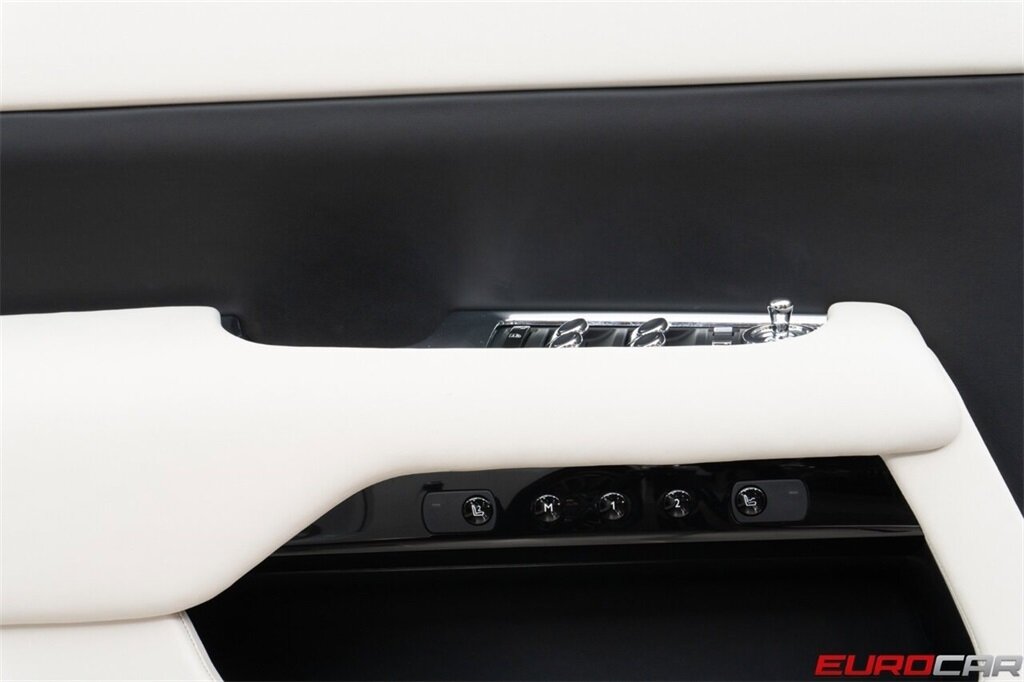 2018 Rolls-Royce Dawn  *BESPOKE INTERIOR * IMMACULATE CONDITION* - Photo 25 - Costa Mesa, CA 92626
