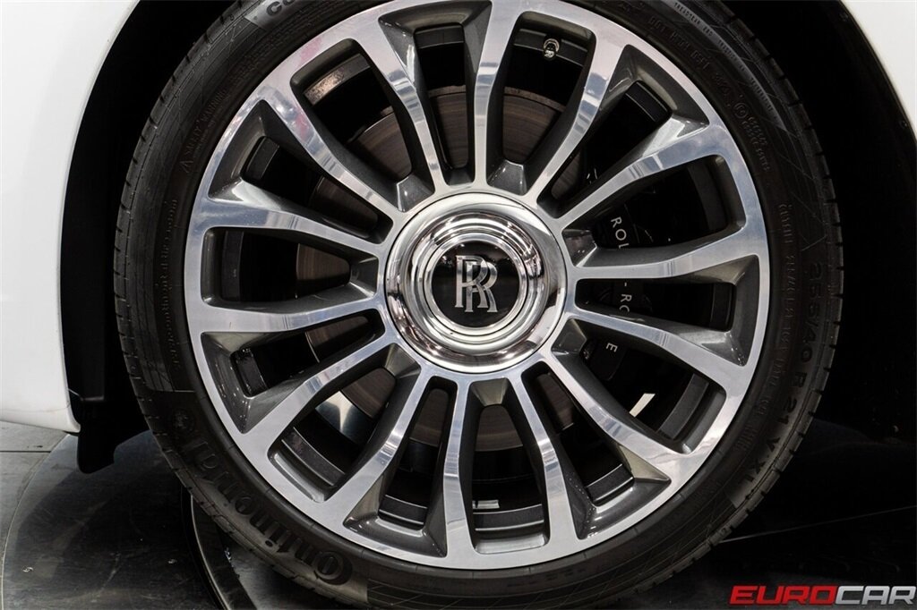 2018 Rolls-Royce Dawn  *BESPOKE INTERIOR * IMMACULATE CONDITION* - Photo 21 - Costa Mesa, CA 92626