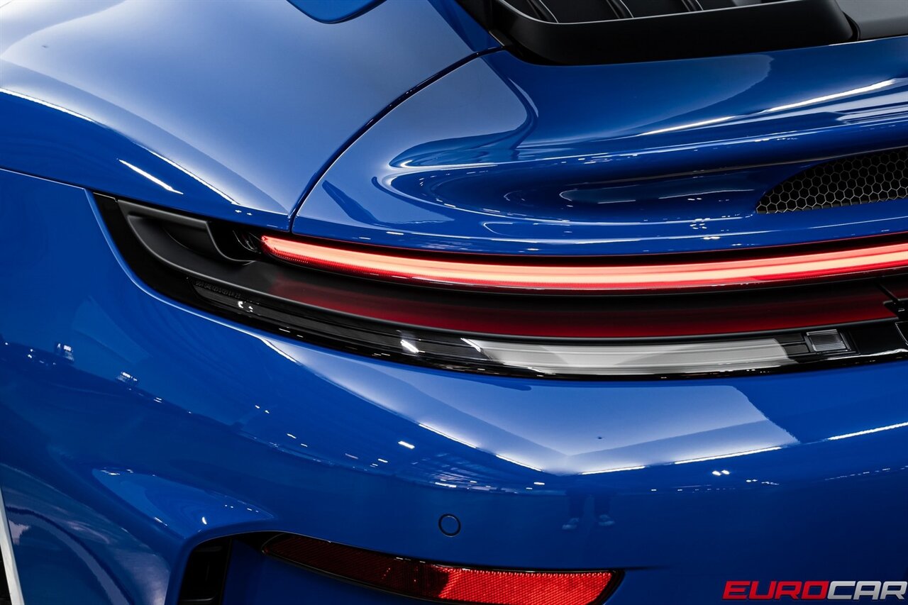 2025 Porsche 911 GT3 *ADAPTIVE SPORT SEATS PLUS * FRONT AXLE LIFT* - Photo 24 - Costa Mesa, CA 92626