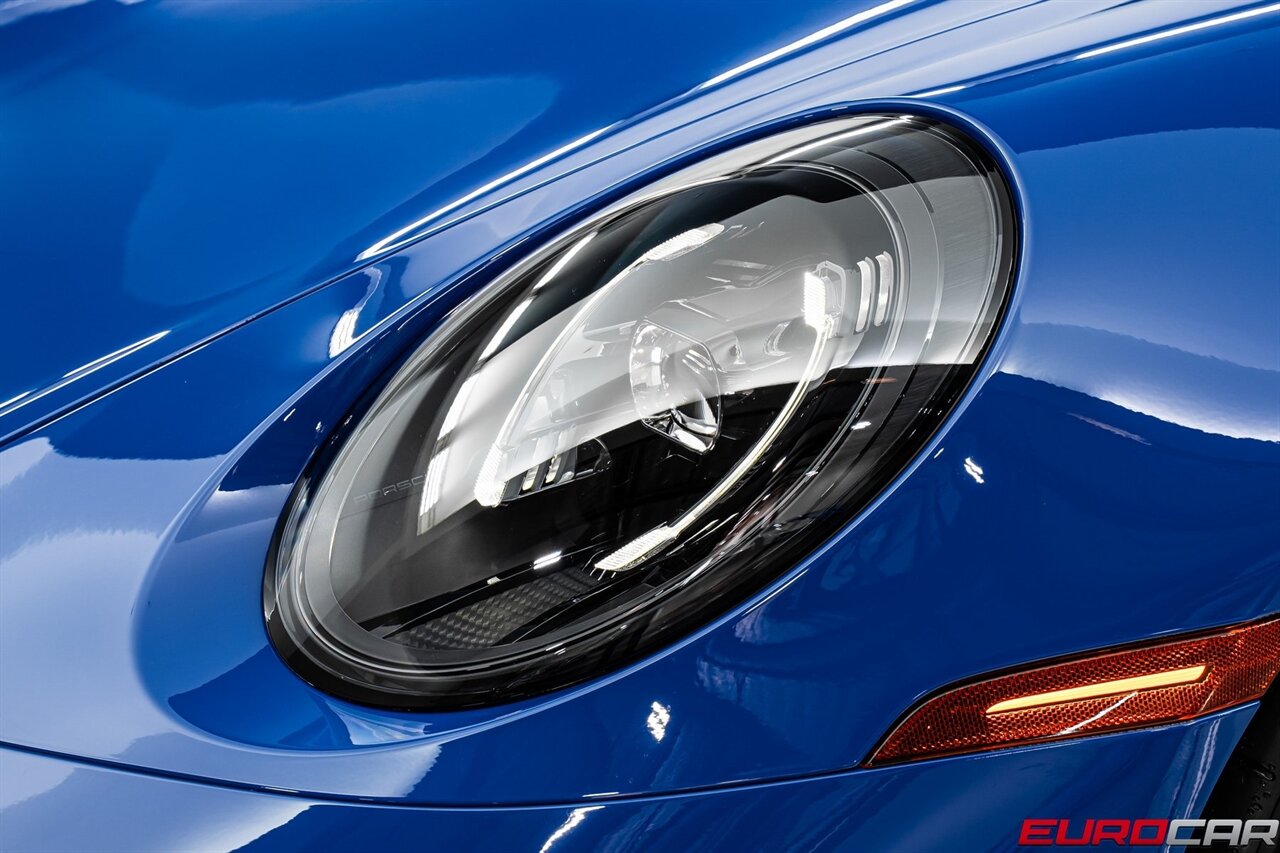 2025 Porsche 911 GT3 *ADAPTIVE SPORT SEATS PLUS * FRONT AXLE LIFT* - Photo 13 - Costa Mesa, CA 92626