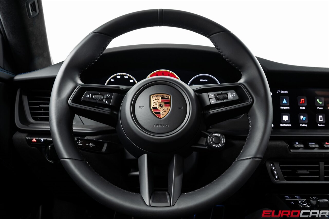 2025 Porsche 911 GT3 *ADAPTIVE SPORT SEATS PLUS * FRONT AXLE LIFT* - Photo 32 - Costa Mesa, CA 92626