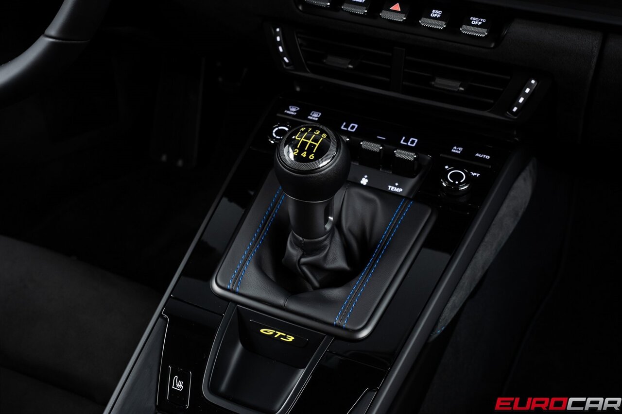 2025 Porsche 911 GT3 *ADAPTIVE SPORT SEATS PLUS * FRONT AXLE LIFT* - Photo 35 - Costa Mesa, CA 92626