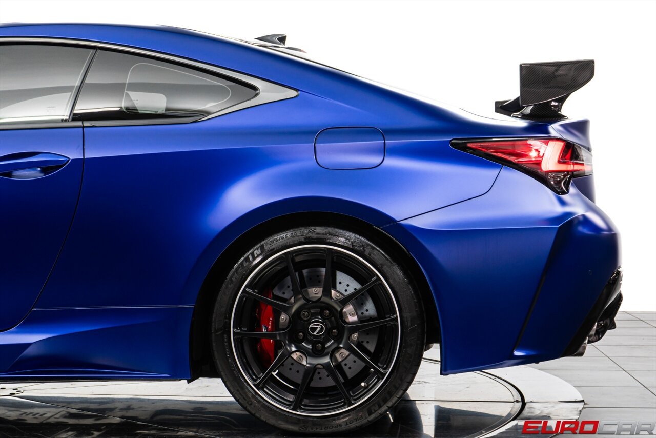 2022 Lexus RC F Fuji Speedway Edition  *1 of 50 BUILT * CARBON EVERYWHERE* - Photo 15 - Costa Mesa, CA 92626