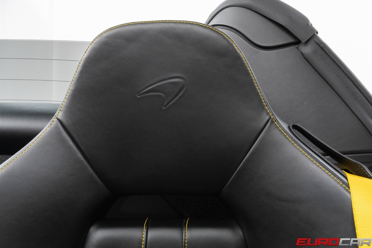 2018 McLaren 570S Spider  *CARBON FIBER INTERIOR * IMMACULATE* - Photo 44 - Costa Mesa, CA 92626