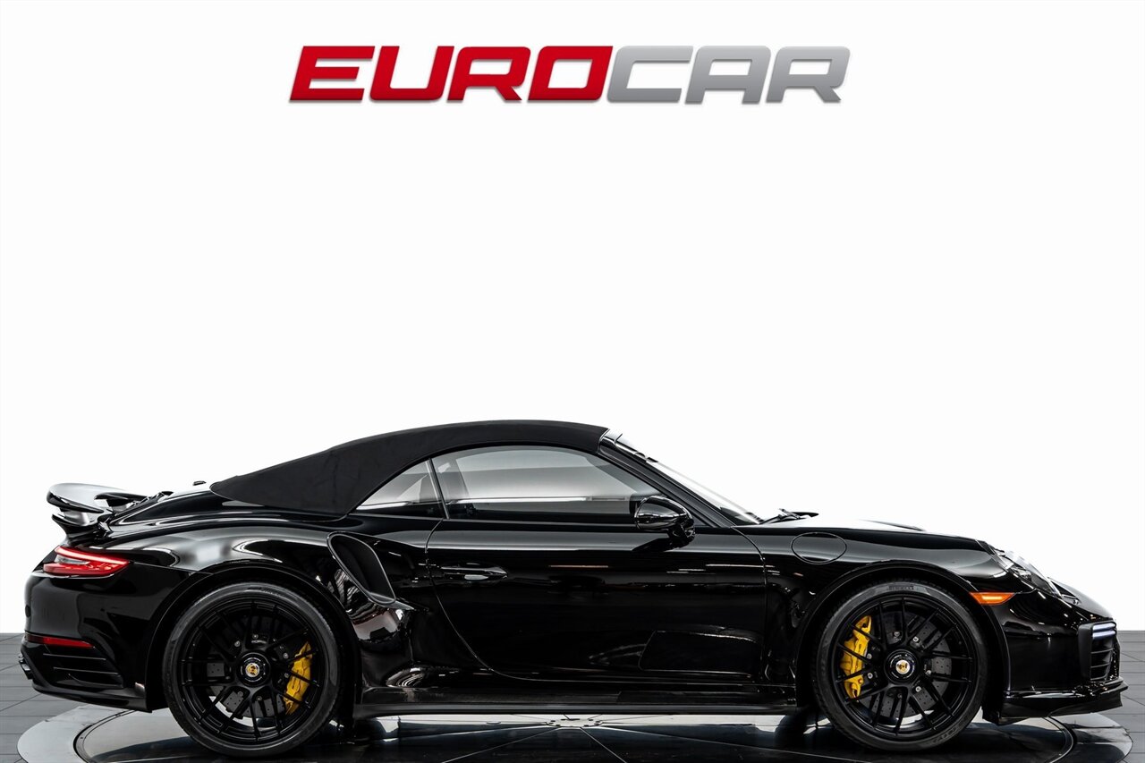 2017 Porsche 911 Turbo S photo 8