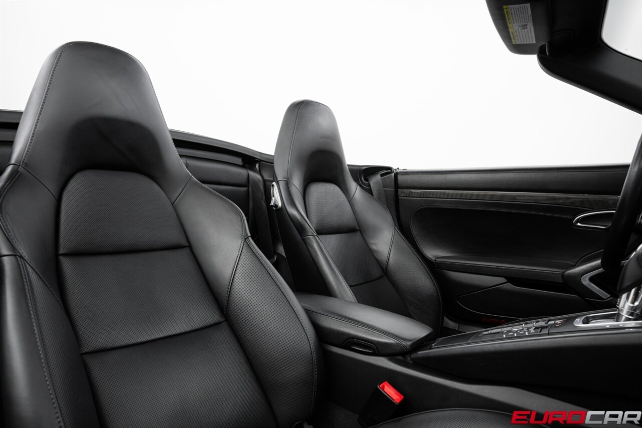 2017 Porsche 911 Turbo S  *CARBON FIBER INTERIOR * FRONT AXLE LIFT * FRONT PPF* - Photo 41 - Costa Mesa, CA 92626