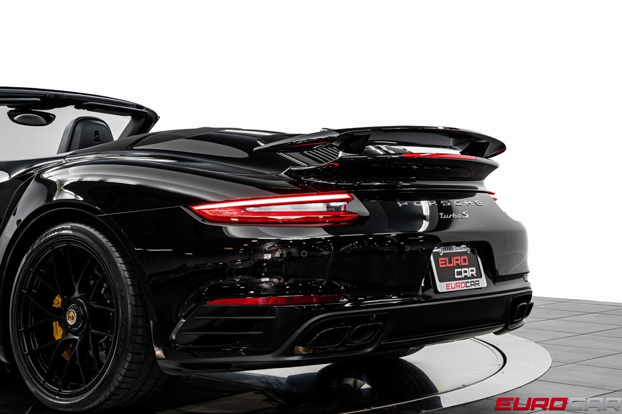 2017 Porsche 911 Turbo S photo 20