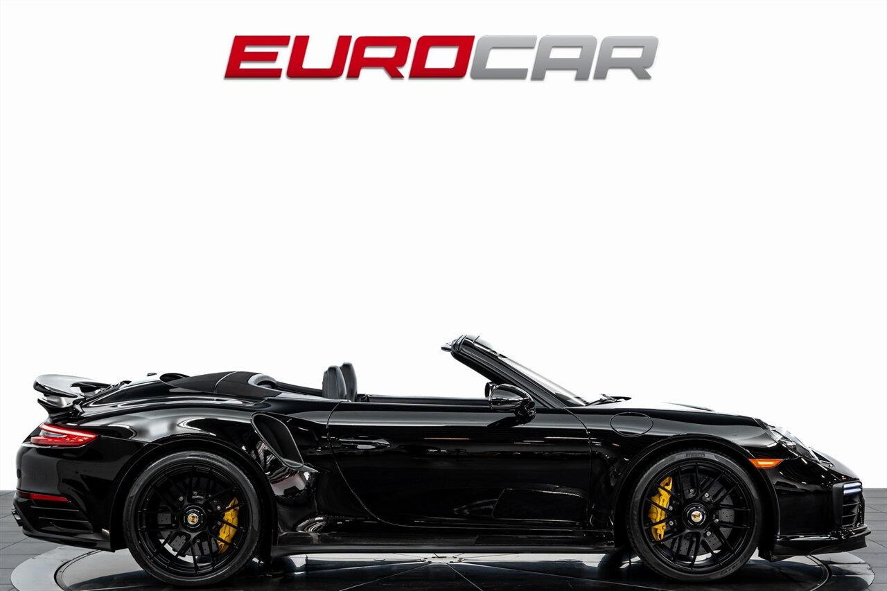 2017 Porsche 911 Turbo S photo 7
