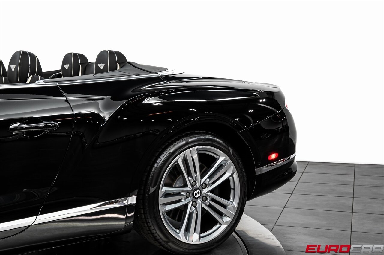 2023 Bentley Continental V8 *FRONT SEAT COMFORT SPEC * TWO-TONE INTERIOR*   - Photo 16 - Costa Mesa, CA 92626