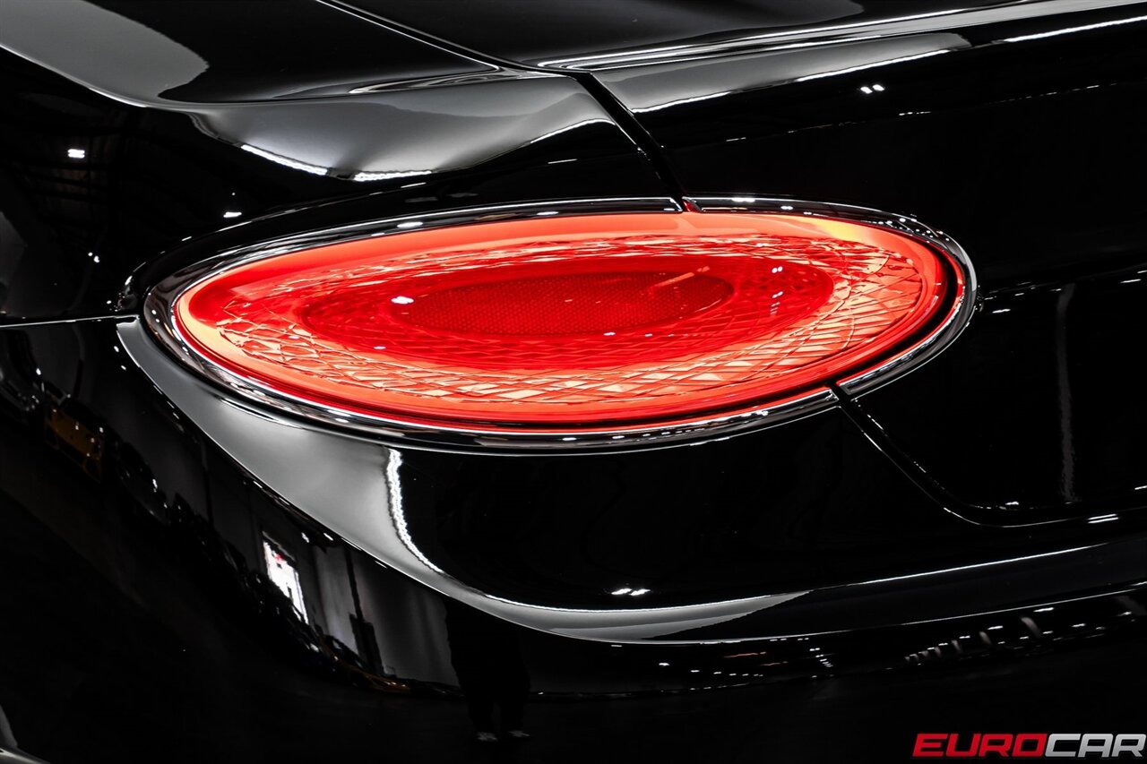 2023 Bentley Continental V8 *FRONT SEAT COMFORT SPEC * TWO-TONE INTERIOR*   - Photo 19 - Costa Mesa, CA 92626