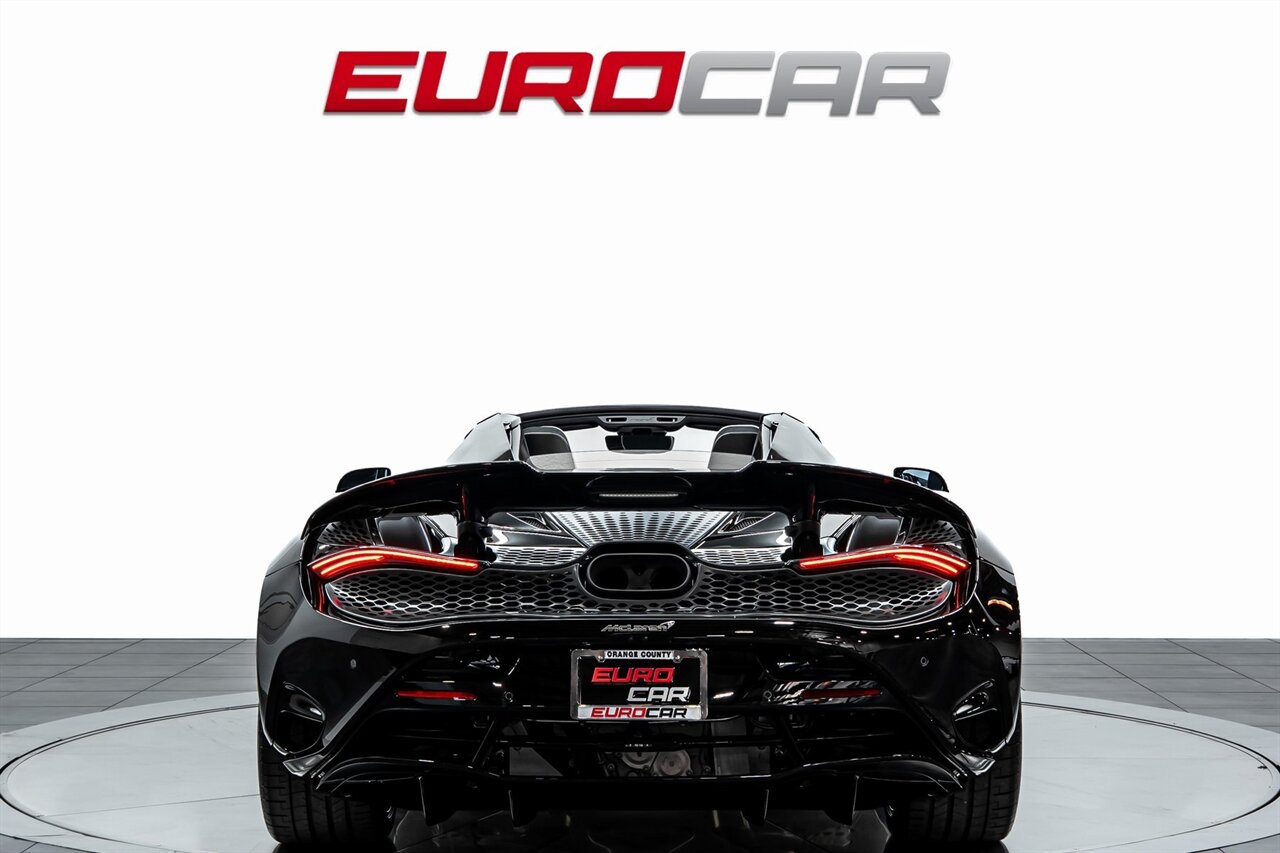 2024 McLaren 750S Spider  *PERFORMANCE INTERIOR PACKAGE * CARBON FIBER SENNA BUCKET SEATS* - Photo 5 - Costa Mesa, CA 92626