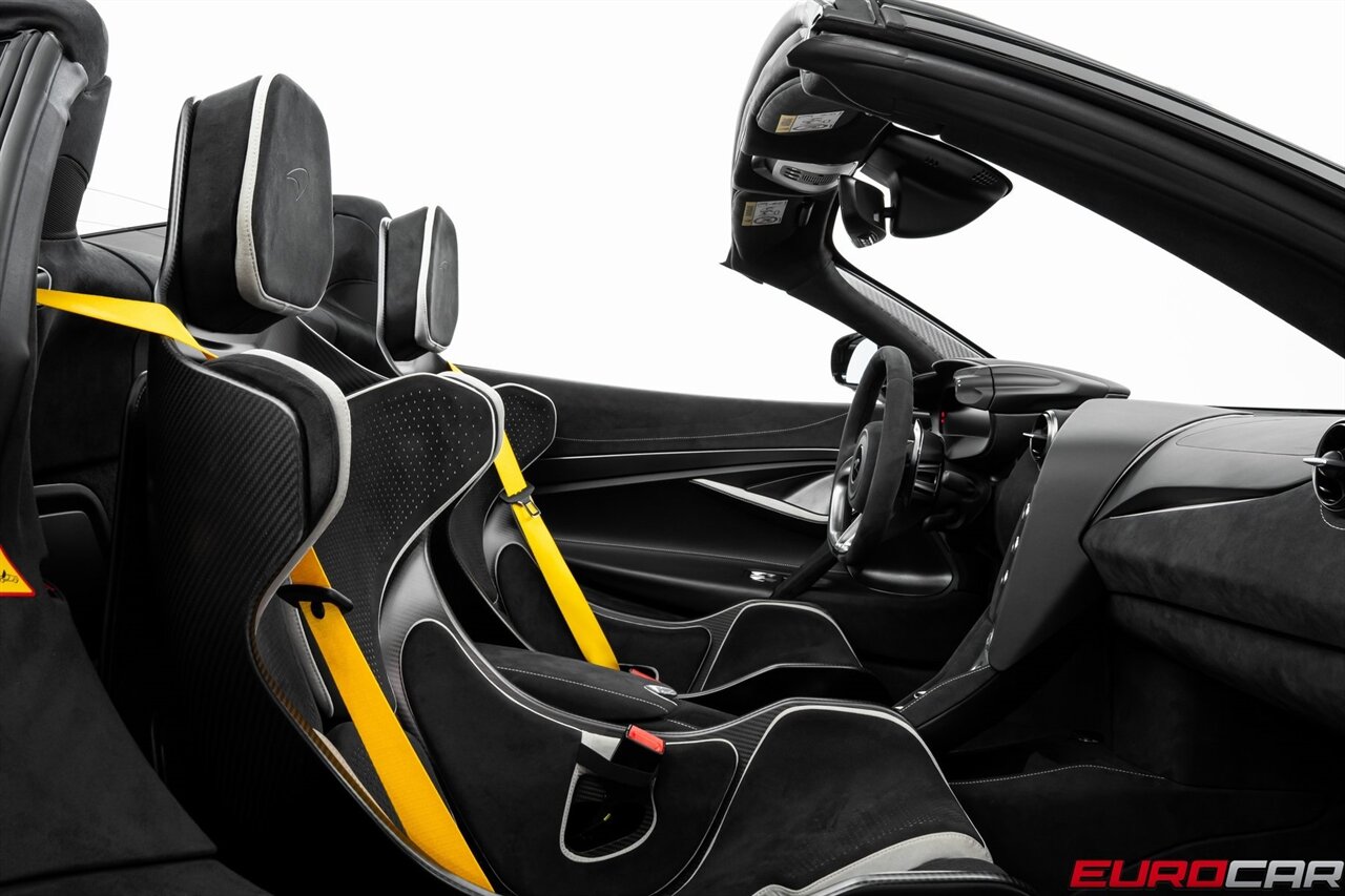 2024 McLaren 750S Spider  *PERFORMANCE INTERIOR PACKAGE * CARBON FIBER SENNA BUCKET SEATS* - Photo 40 - Costa Mesa, CA 92626