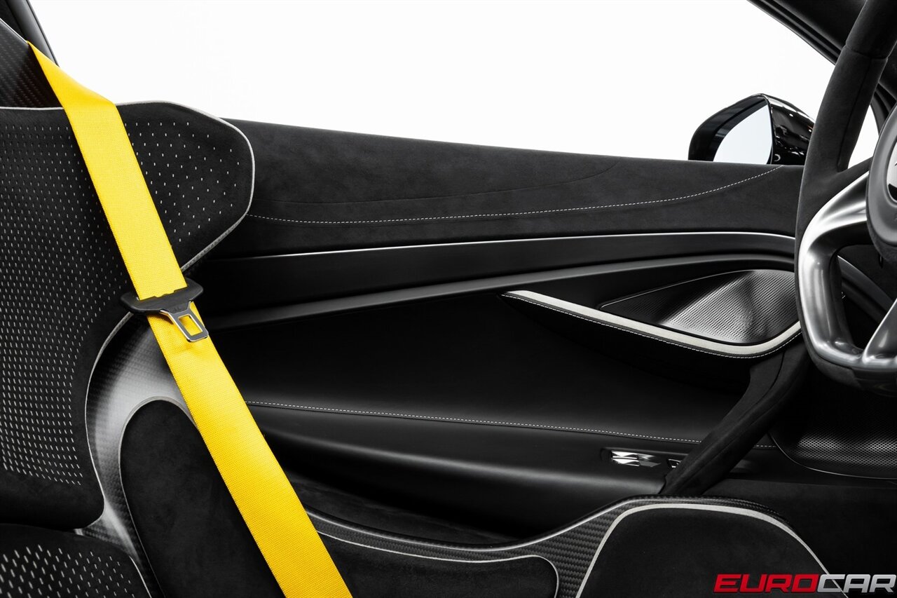 2024 McLaren 750S Spider  *PERFORMANCE INTERIOR PACKAGE * CARBON FIBER SENNA BUCKET SEATS* - Photo 29 - Costa Mesa, CA 92626