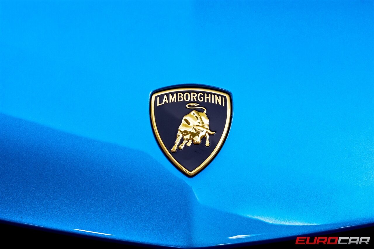 2024 Lamborghini Revuelto  *$13,000 FACTORY PAINT * STYLE PACKAGE * AD PERSONAM* - Photo 12 - Costa Mesa, CA 92626