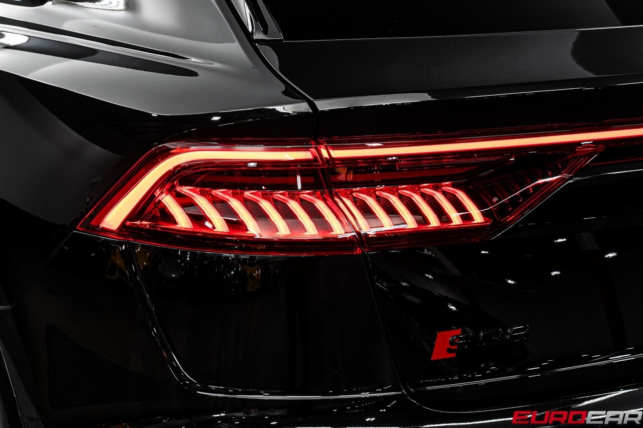 2023 Audi SQ8 4.0T Premium Plus quattro *EXECUTIVE PACKAGE* *EXECUTIVE PACKAGE * PANORAMIC ROOF* - Photo 16 - Costa Mesa, CA 92626